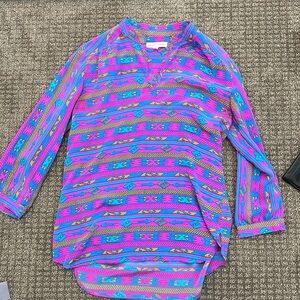 High low 3/4 sleeve shirt